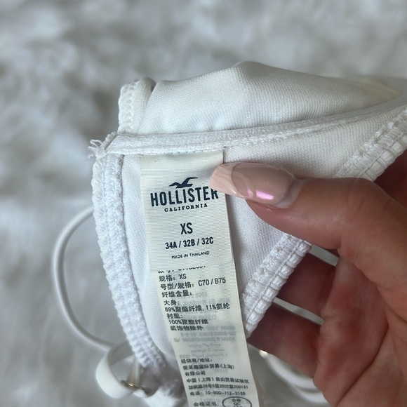 Hollister bikini size xs. White. Great condition!! - Picture 3 of 4